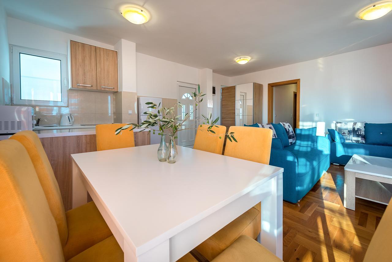 Apartments Mon Beach Budva Exterior photo